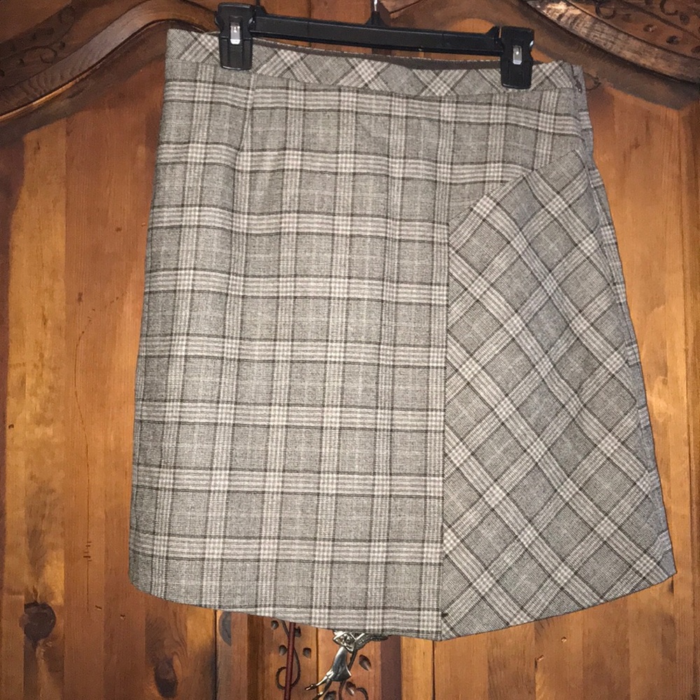 Banana Republic plaid skirt